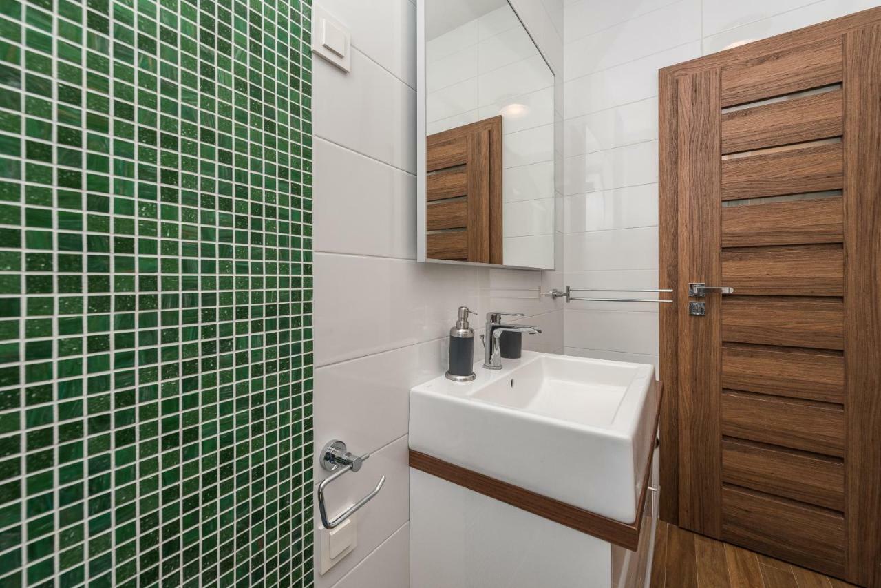 Luxury Penthouse Lägenhet Mandre Exteriör bild